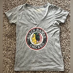 Chicago Blackhawks T-Shirt. Size Large